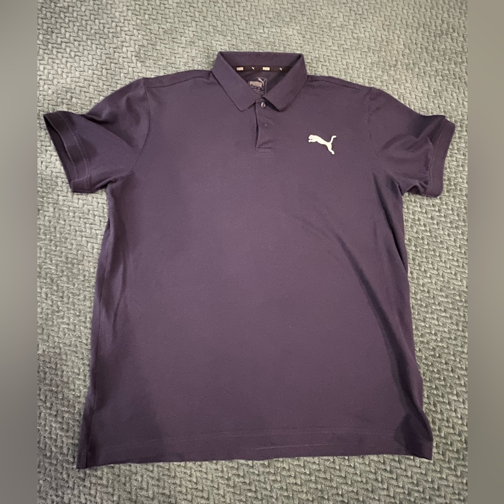 Men’s Puma polo.  Navy